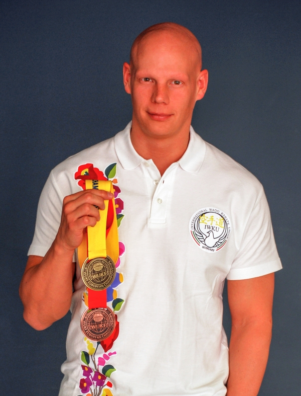 Pénzes Tamás - Wado-ryu kata Európa-bajnok, és kumite Európa-bajnoki bronzérmes - 9. WUKF Karate Európa-bajnokság